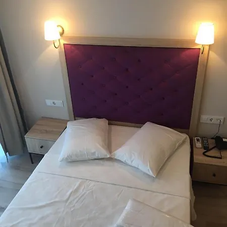 Cadde Bakirkoey Hotell