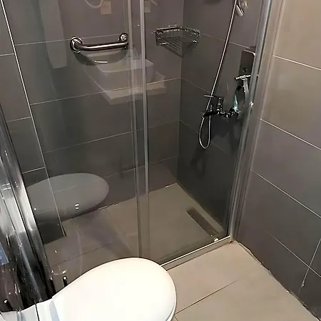 Hotel Cadde Bakirkoey 3*