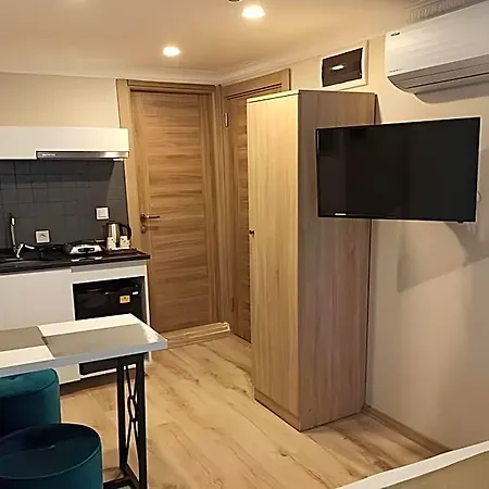 Hotel Cadde Bakirkoey 3*