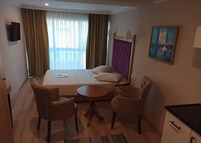 Hotel Cadde Bakirkoey 3*