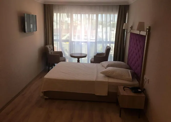 Hotel Cadde Bakirkoey 3*