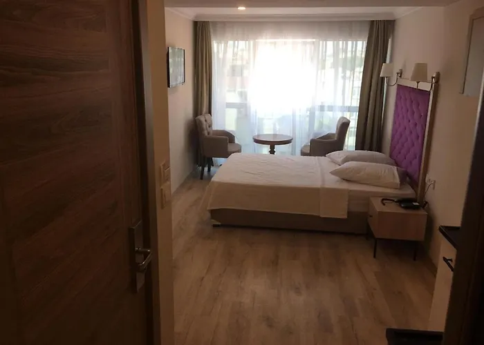 Cadde Bakirkoey Hotel 3*