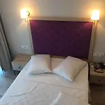 Cadde Bakirkoey Hotel