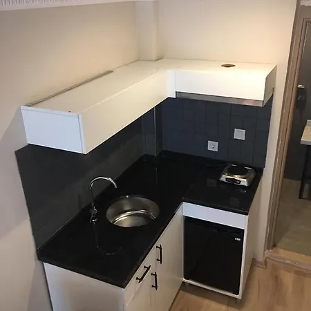 Cadde Bakirkoey 3* اسطنبول