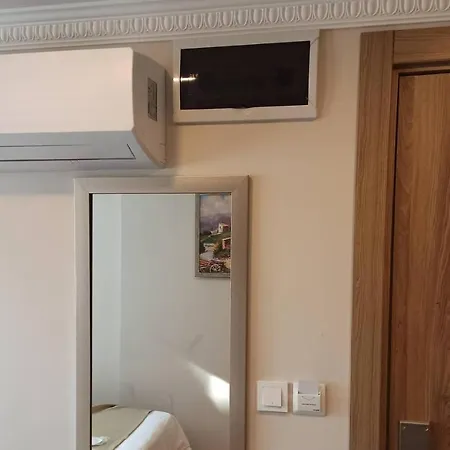 Cadde Bakirkoey Szálloda 3*